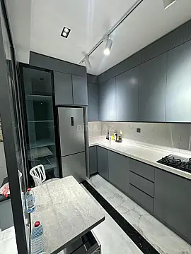 Kirayə verilir 2 otaqlı mənzil 80 m²