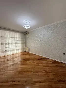 Satılır 2 otaqlı mənzil 82 m²
