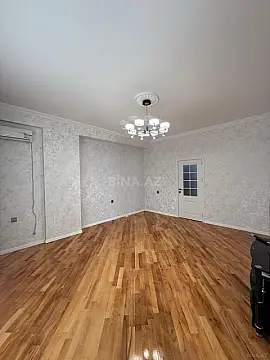 Satılır 2 otaqlı mənzil 82 m²