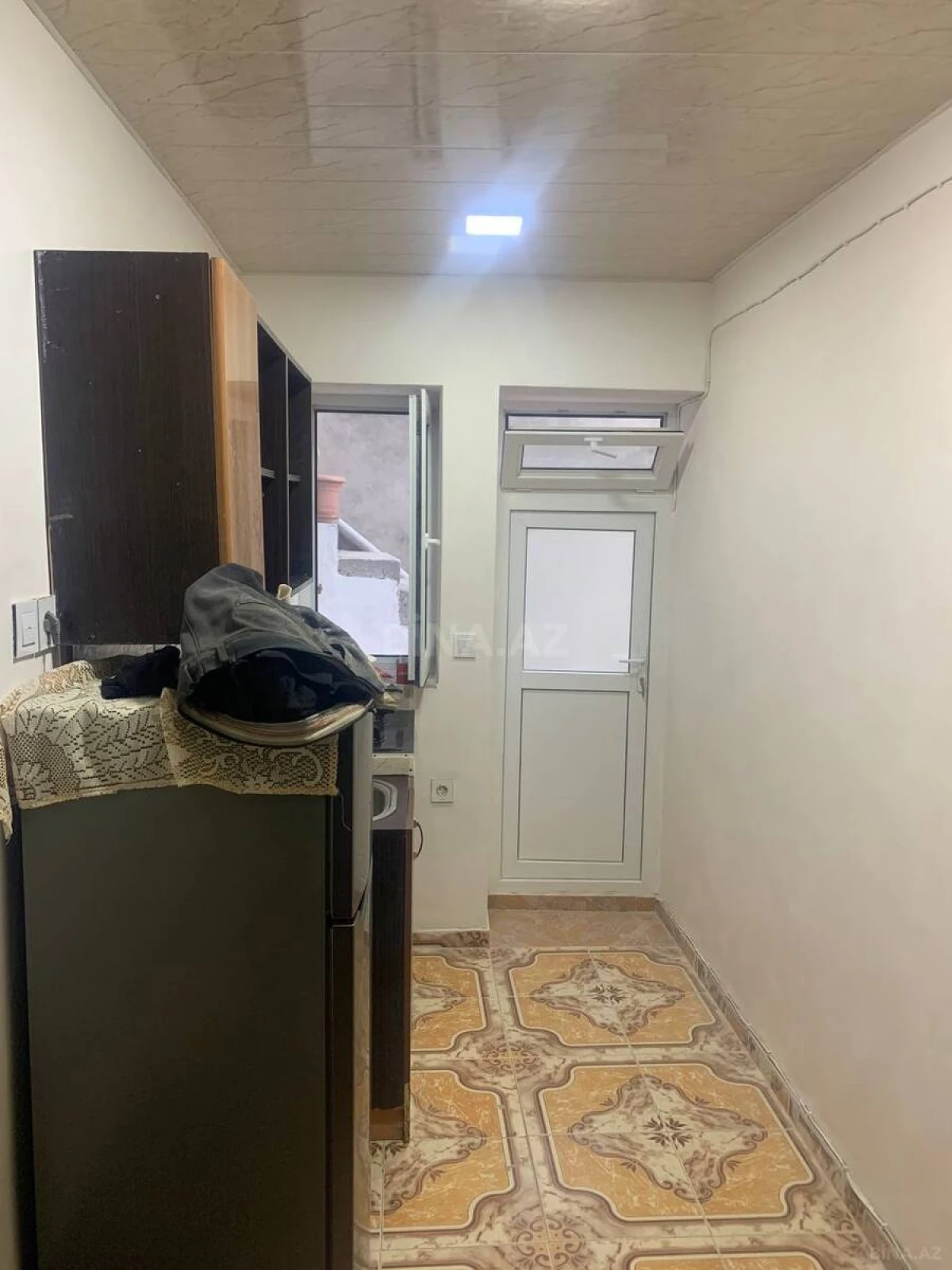 Satılır 8 otaqlı həyət evi 250 m²