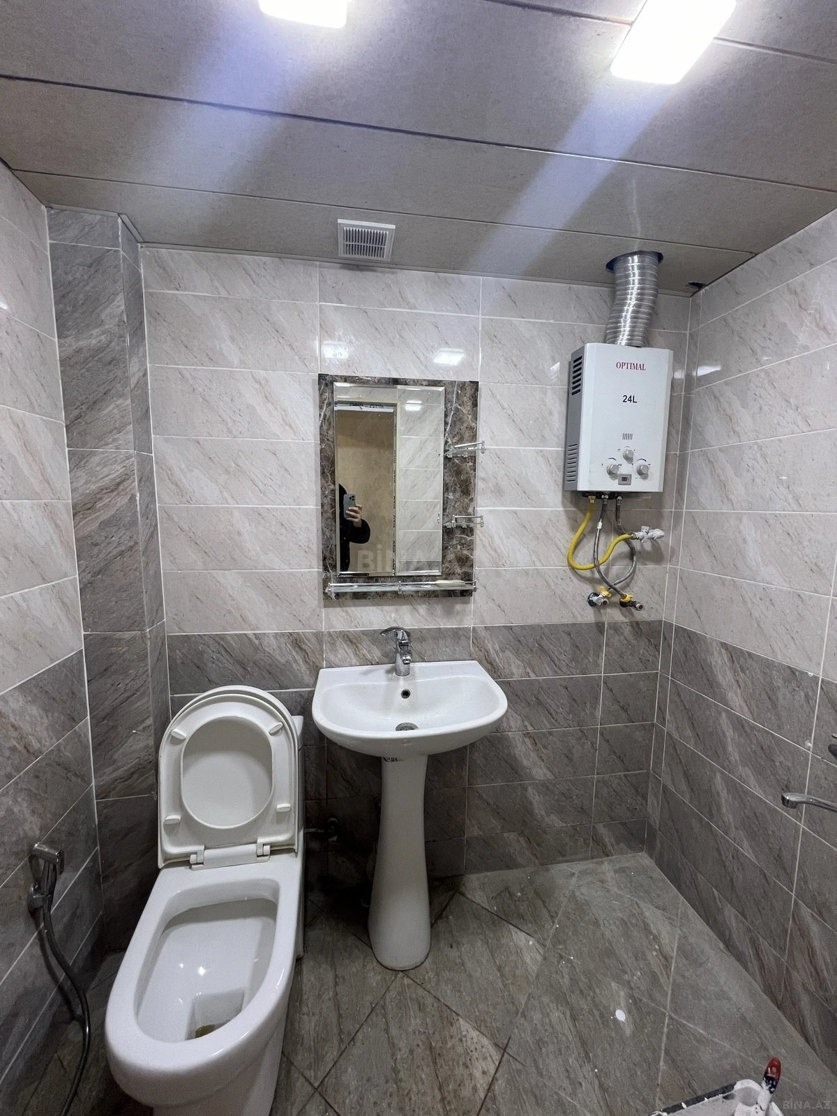 Satılır 2 otaqlı mənzil 45 m²