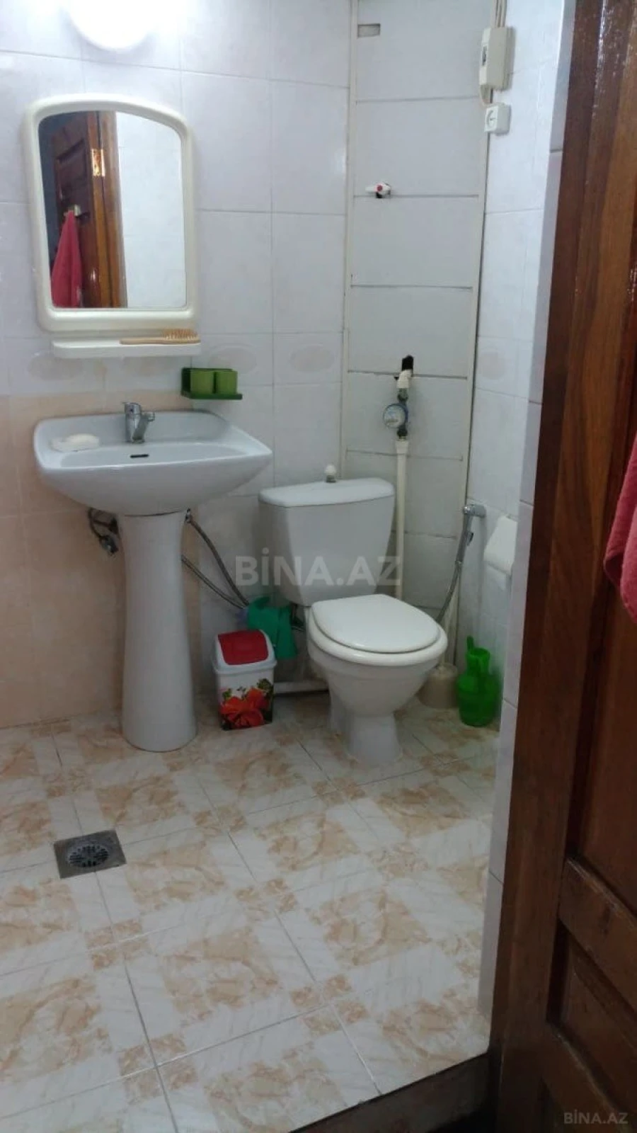 Kirayə verilir 2 otaqlı mənzil 60 m²