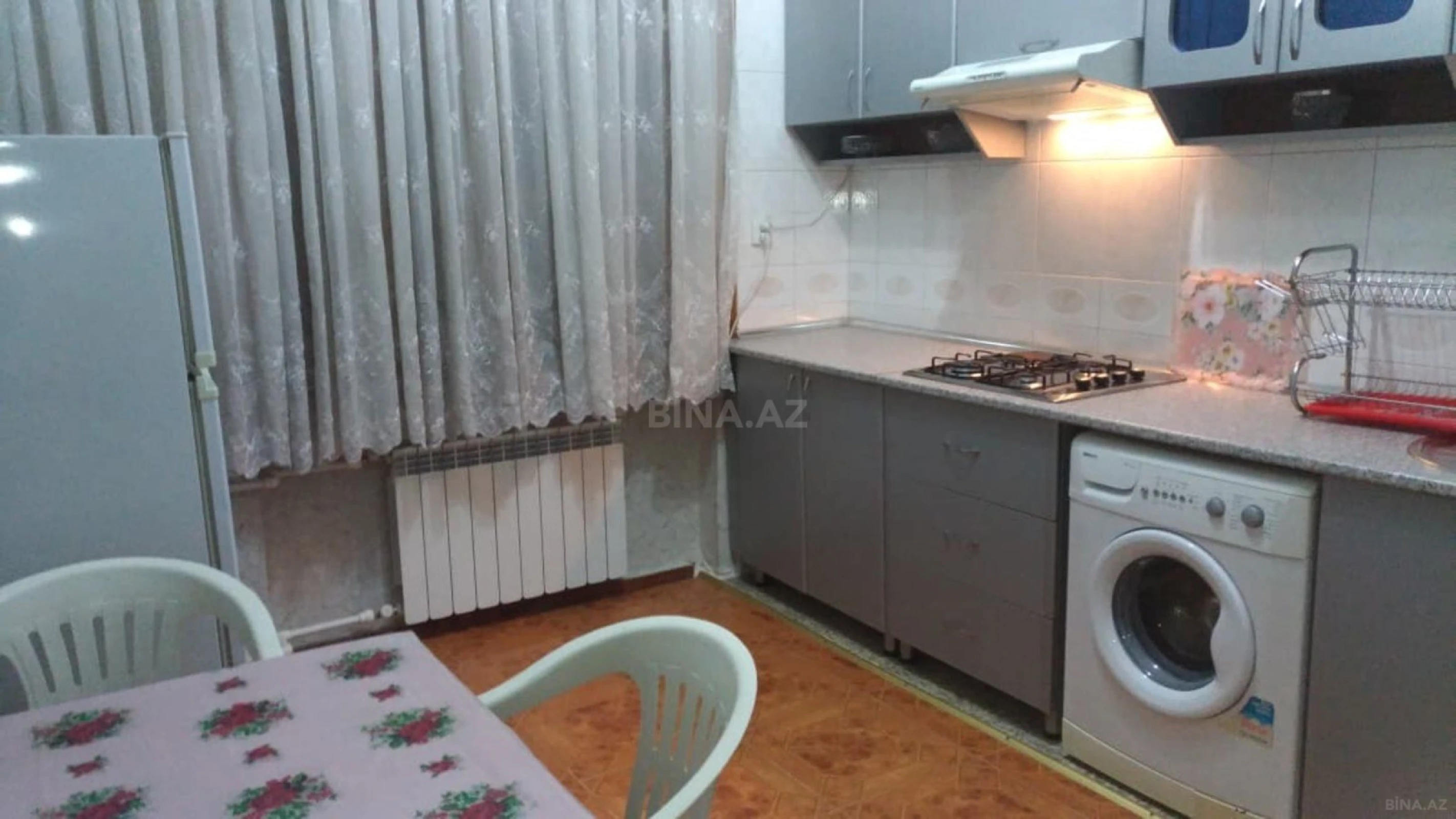 Kirayə verilir 2 otaqlı mənzil 60 m²