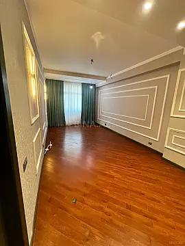 Satılır 3 otaqlı mənzil 130 m²