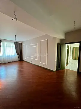 Satılır 3 otaqlı mənzil 130 m²