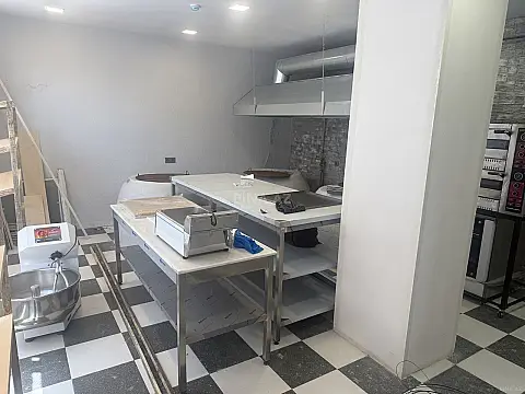 Kirayə verilir obyekt 70 m²