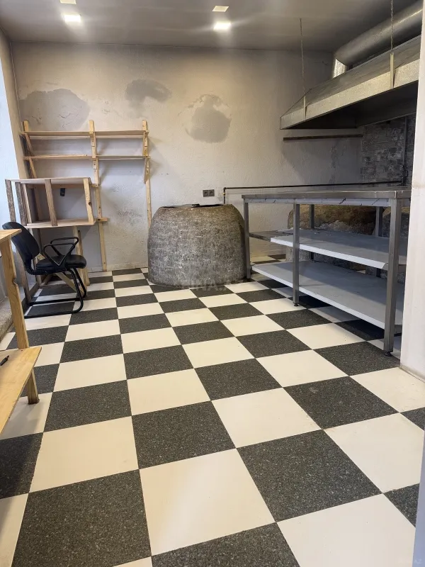 Kirayə verilir obyekt 70 m²