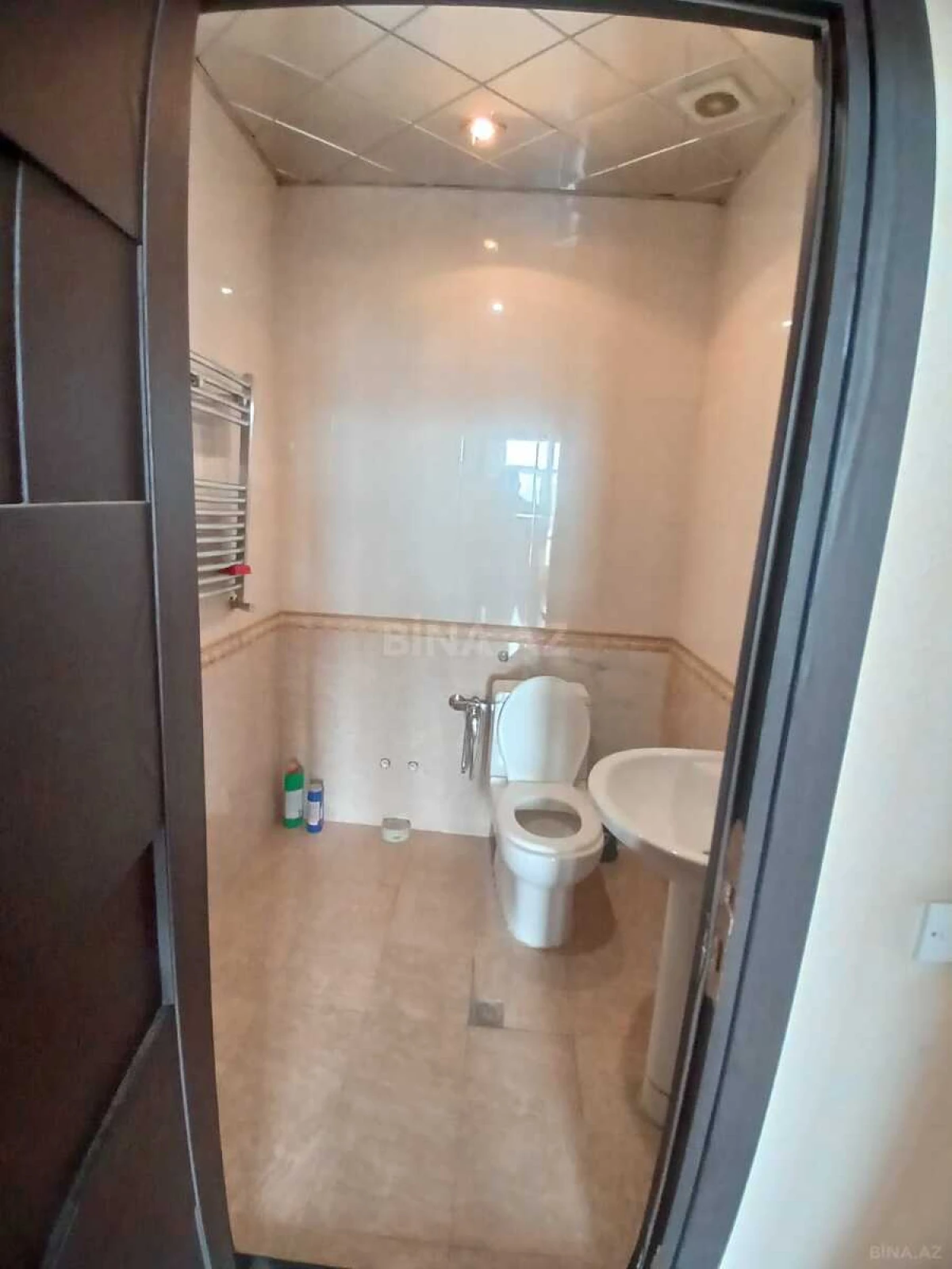 Kirayə verilir 3 otaqlı mənzil 135 m²