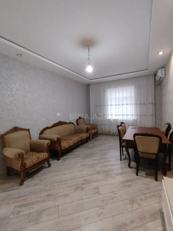 Kirayə verilir 2 otaqlı mənzil 76 m²
