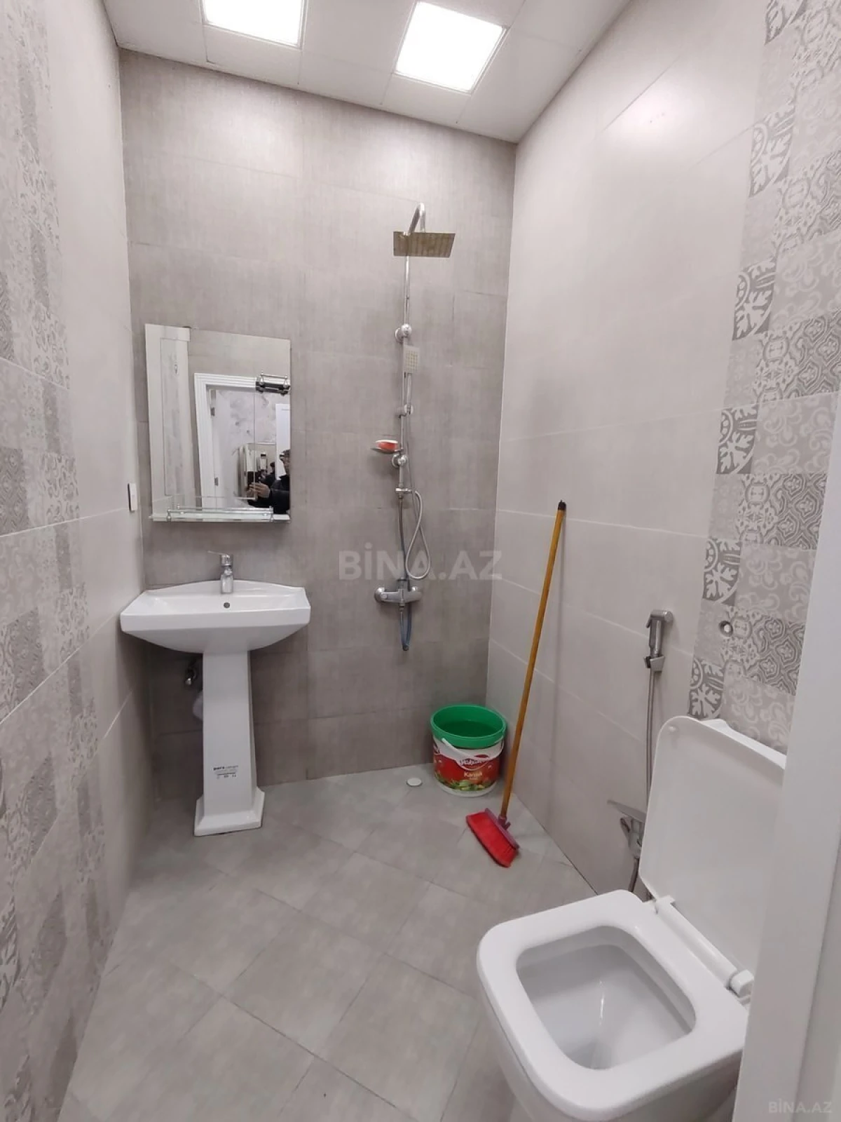 Kirayə verilir 2 otaqlı mənzil 76 m²