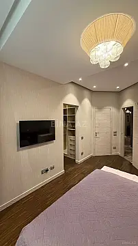 Satılır 3 otaqlı mənzil 140 m²