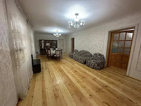 Kirayə verilir 3 otaqlı həyət evi 130 m²