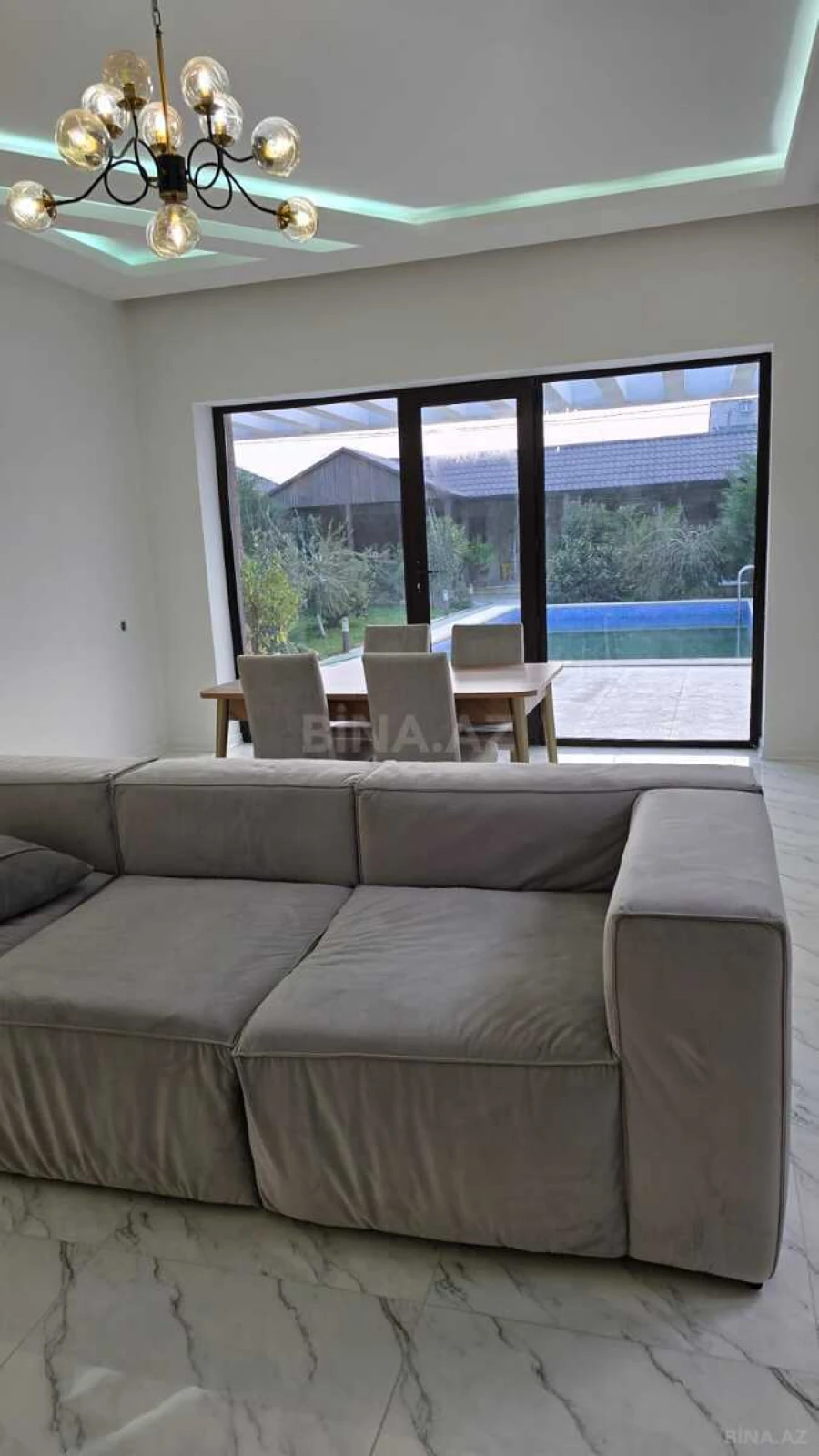 Satılır 5 otaqlı həyət evi 120 m²