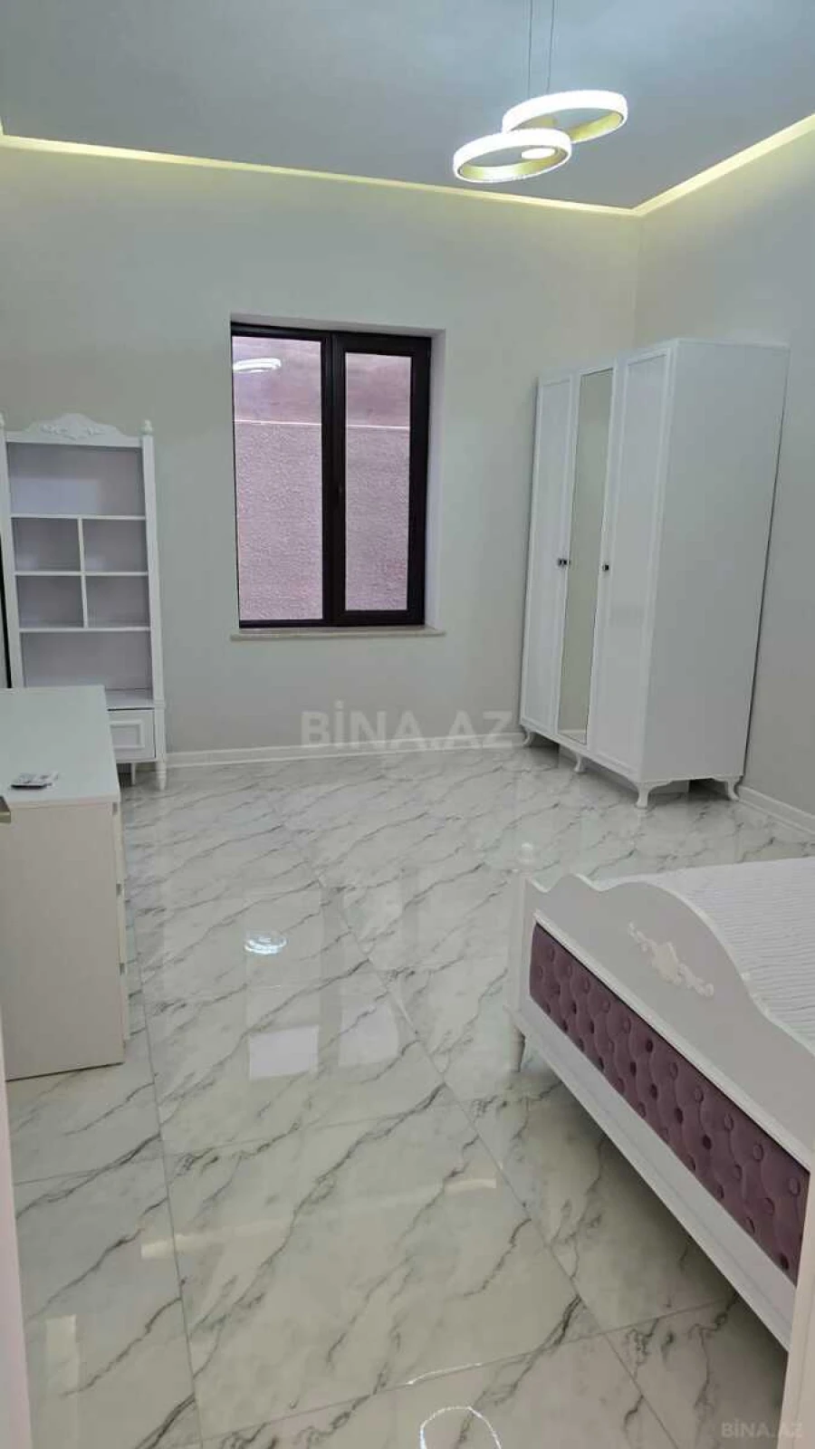 Satılır 5 otaqlı həyət evi 120 m²