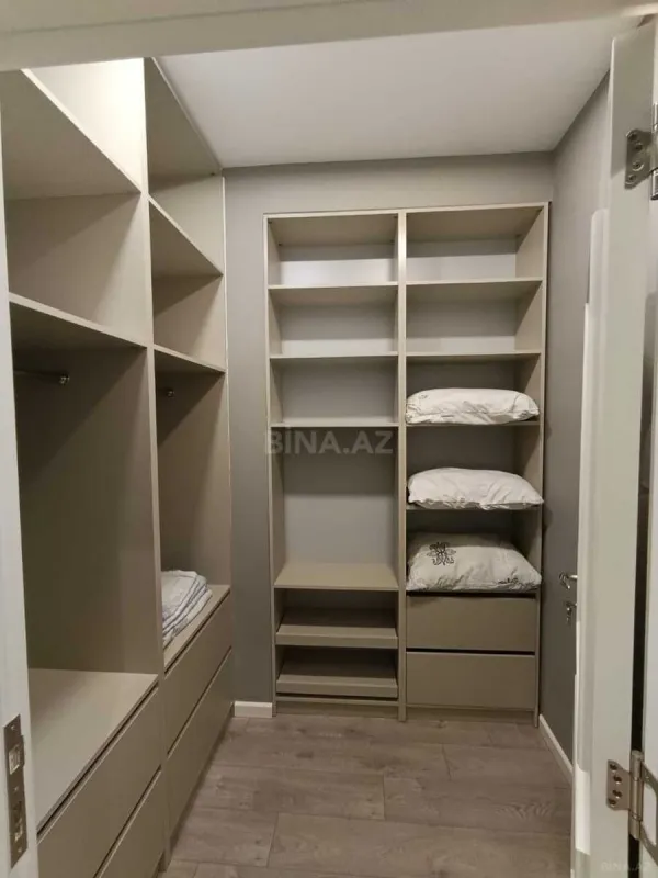 Satılır 3 otaqlı mənzil 103 m²