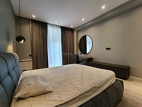 Satılır 3 otaqlı mənzil 103 m²