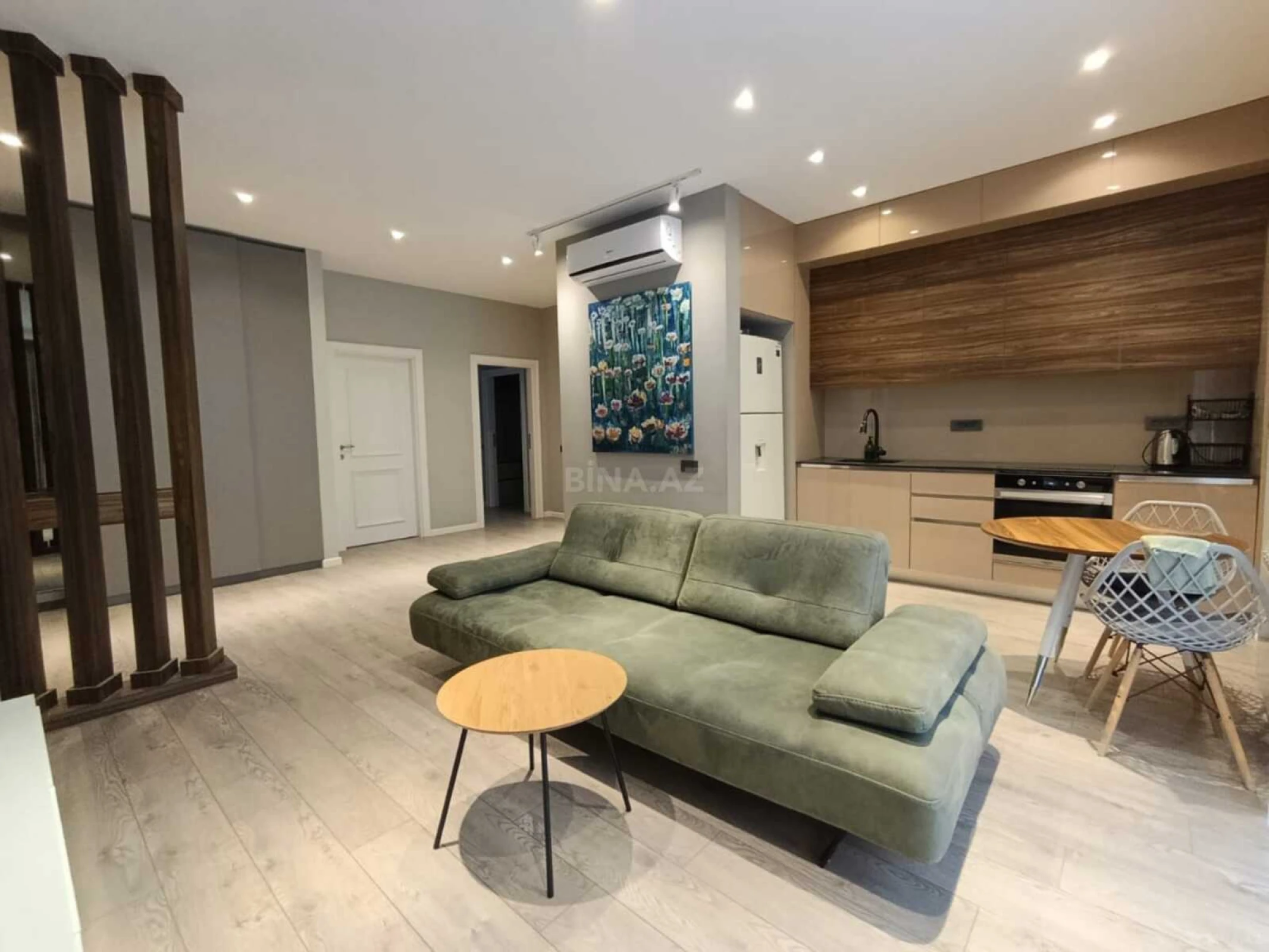 Satılır 3 otaqlı mənzil 103 m²