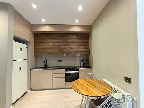 Satılır 3 otaqlı mənzil 103 m²