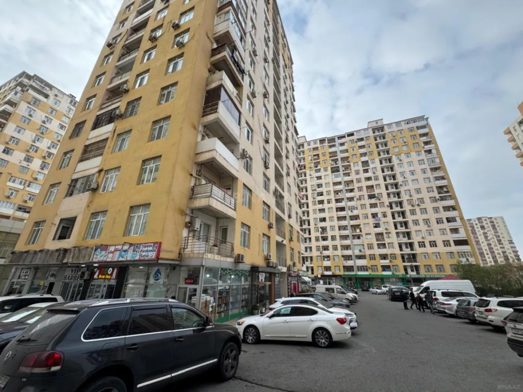 Satılır 3 otaqlı mənzil 110 m²