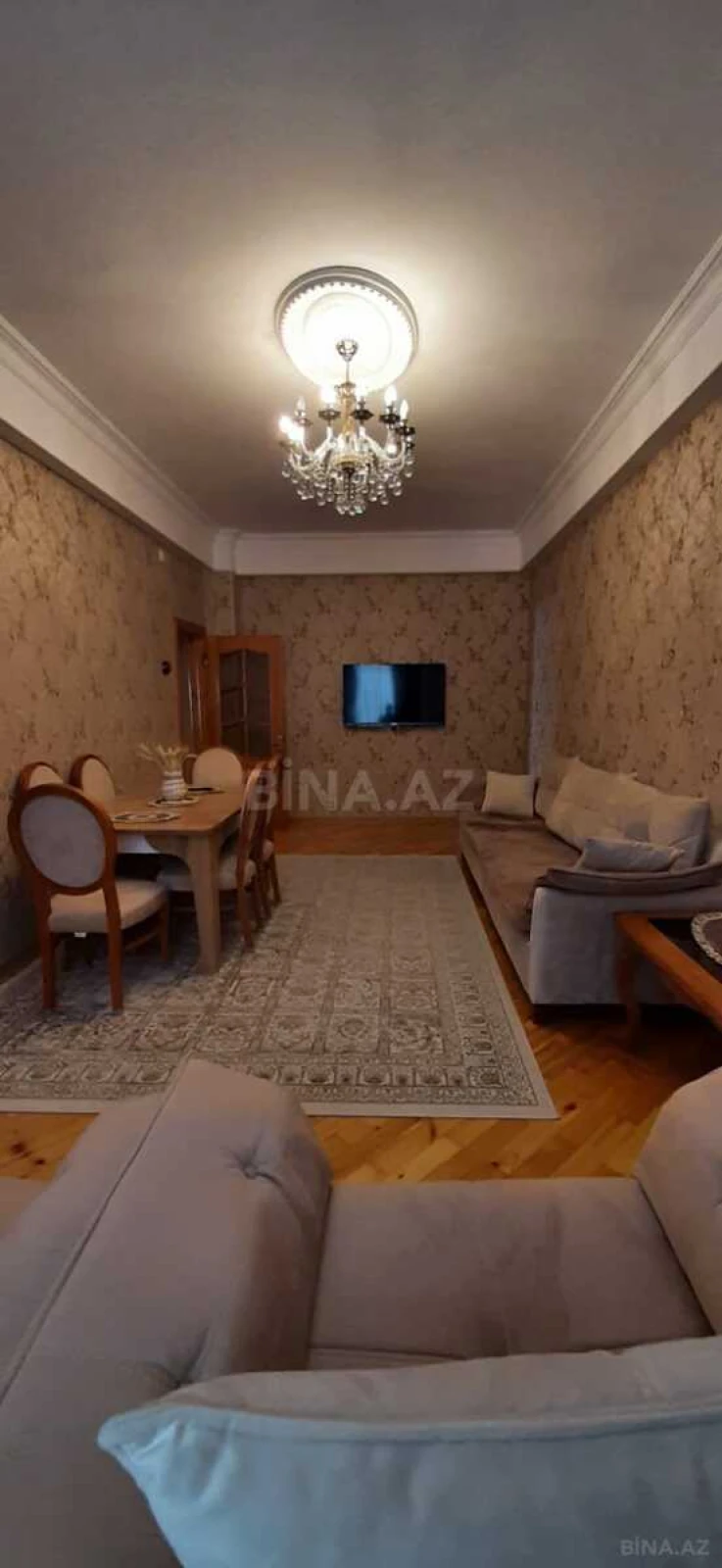 Satılır 3 otaqlı mənzil 110 m²