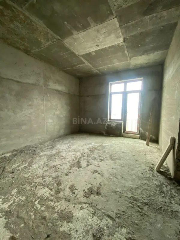 Satılır 6 otaqlı həyət evi 400 m²