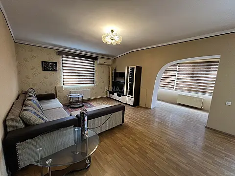 Satılır 3 otaqlı mənzil 120 m² — Bakı, İnşaatçılar 3 otaq 120.00 m²