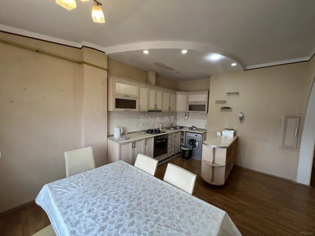 Satılır 3 otaqlı mənzil 120 m²