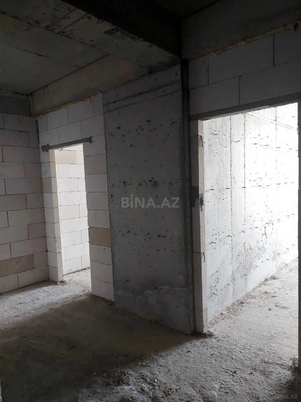Satılır 3 otaqlı mənzil 120 m²