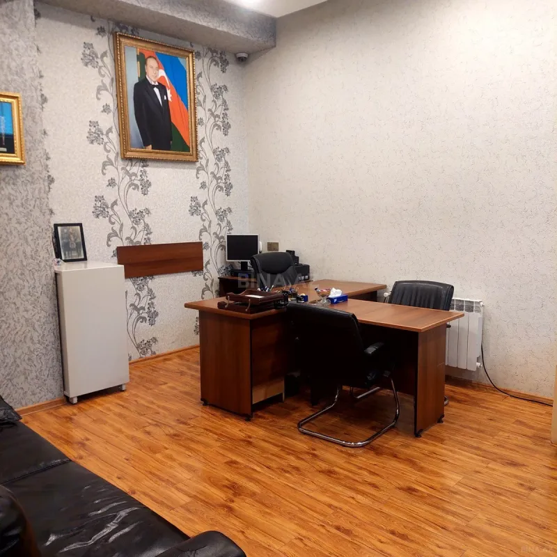 Kirayə verilir 3 otaqlı mənzil 110 m²