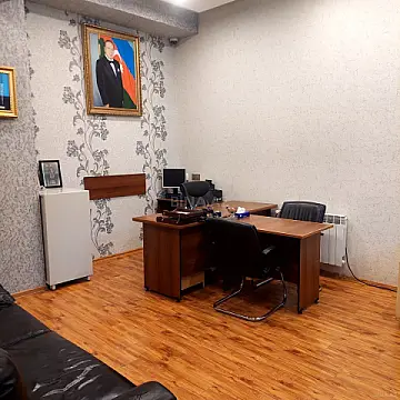 Kirayə verilir 3 otaqlı mənzil 110 m²
