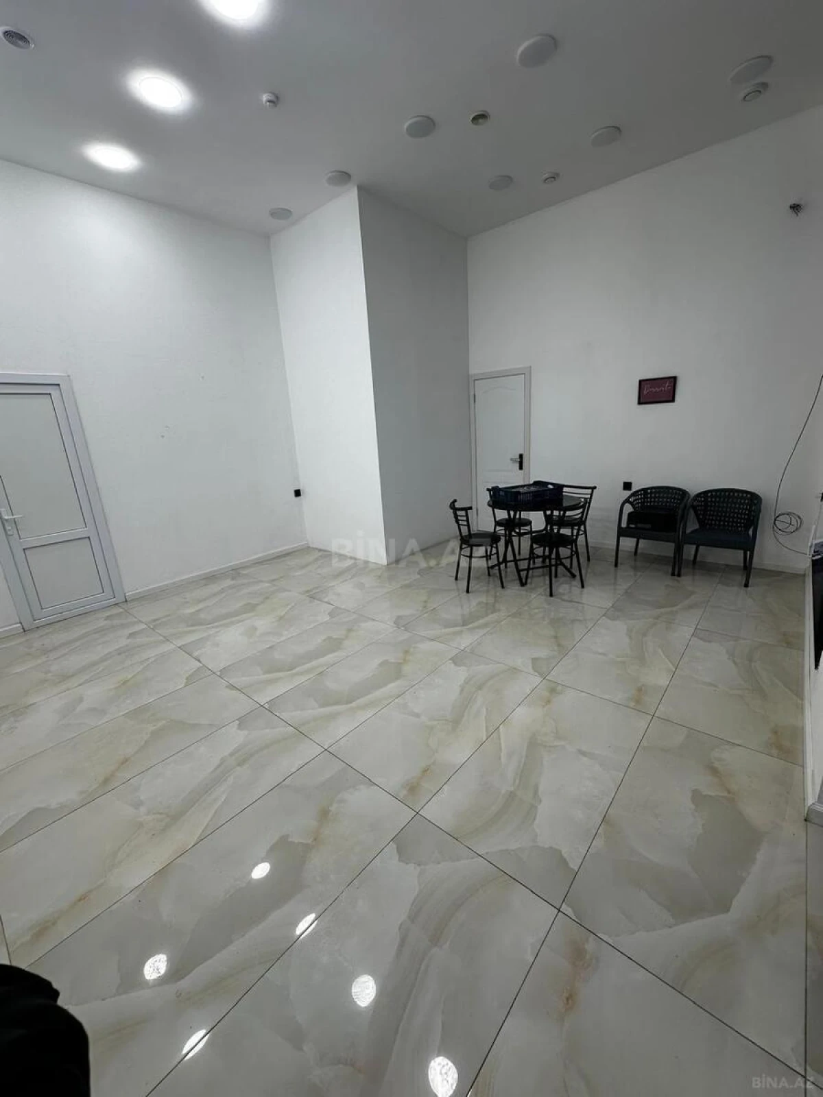 Kirayə verilir obyekt 35 m²