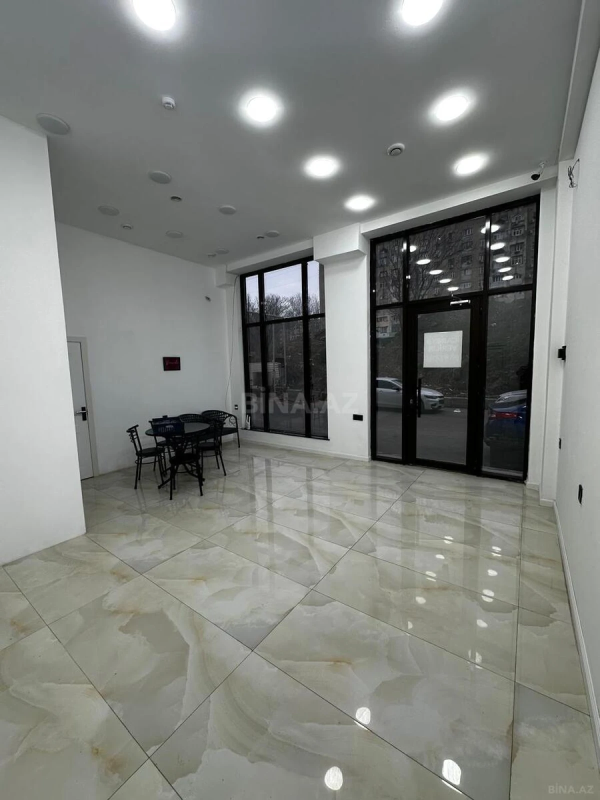 Kirayə verilir obyekt 35 m²