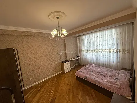 Kirayə verilir 2 otaqlı mənzil 90 m²