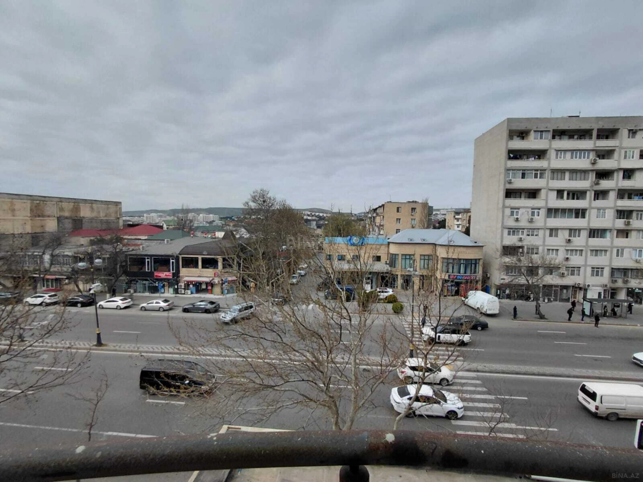 Satılır 3 otaqlı mənzil 100 m²