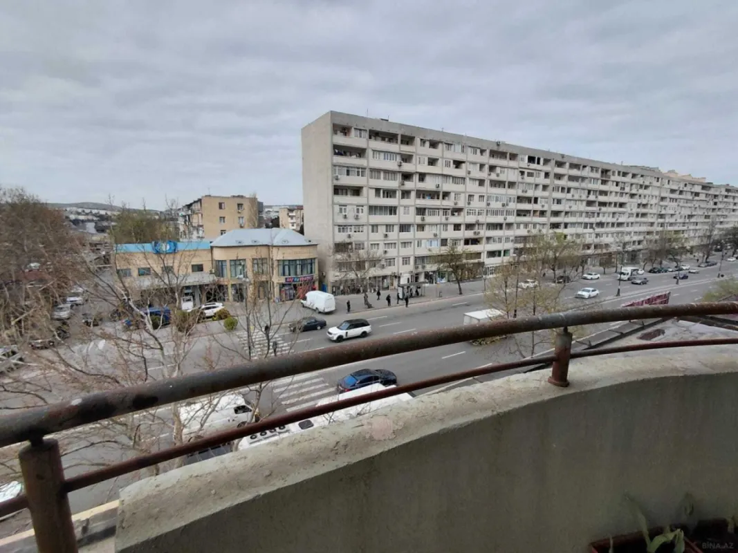 Satılır 3 otaqlı mənzil 100 m²