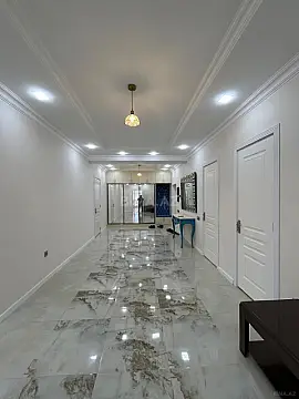 Satılır 5 otaqlı mənzil 226 m²