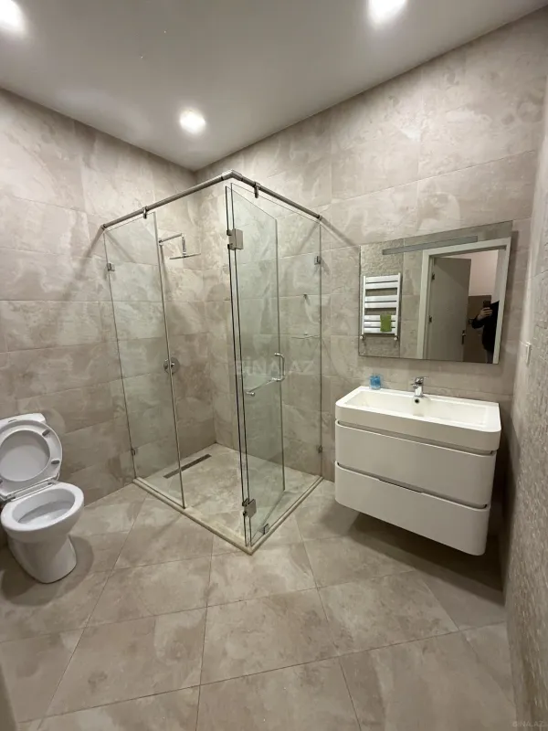 Satılır 2 otaqlı mənzil 88 m²