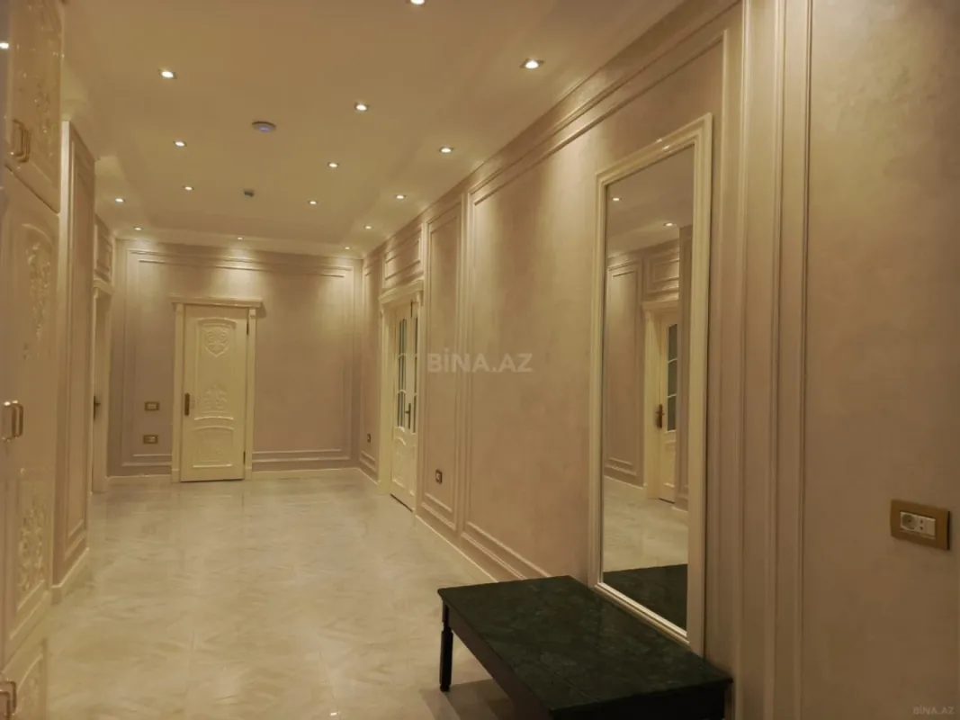 Kirayə verilir 3 otaqlı mənzil 170 m²