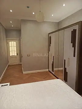 Kirayə verilir 3 otaqlı mənzil 170 m²