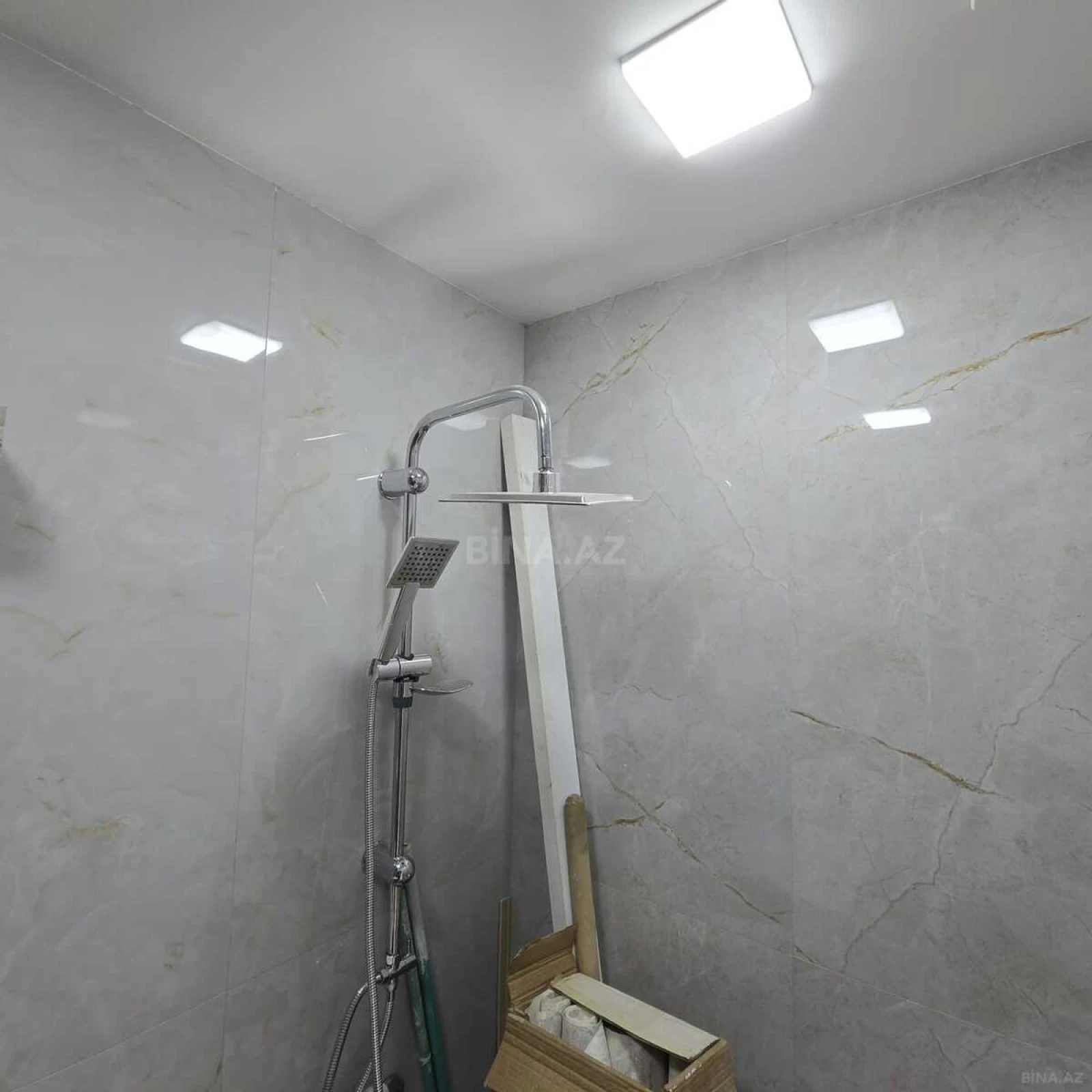 Satılır 2 otaqlı mənzil 33 m²