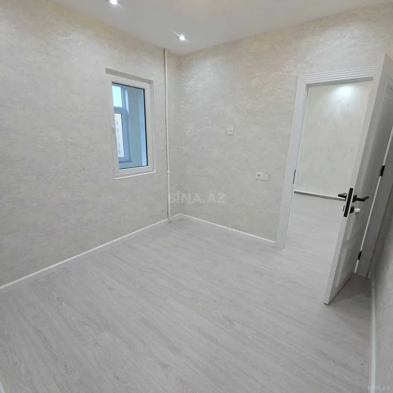 Satılır 2 otaqlı mənzil 33 m²