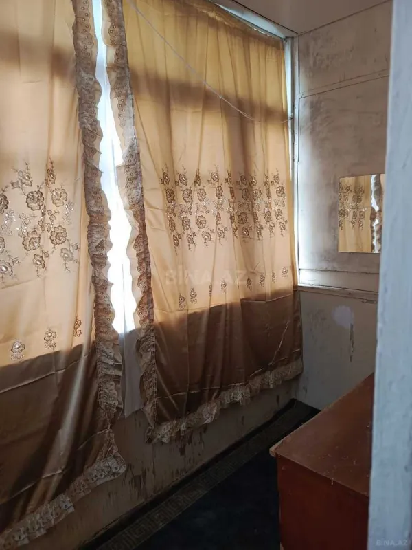 Kirayə verilir 1 otaqlı həyət evi 30 m²