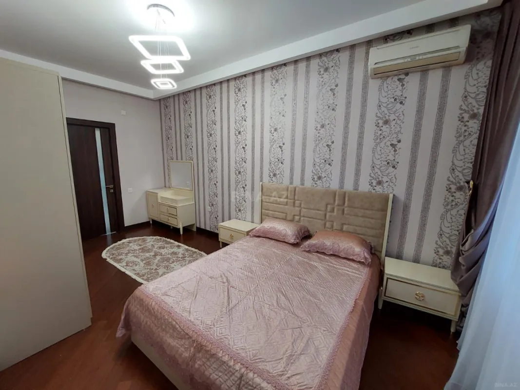 Kirayə verilir 2 otaqlı mənzil 80 m²