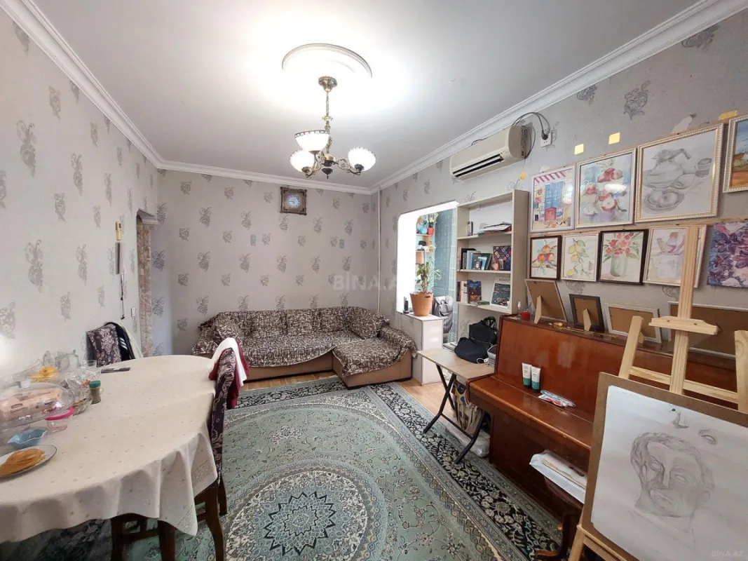 Satılır 2 otaqlı mənzil 50 m²