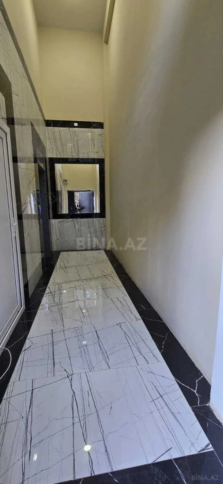 Satılır 1 otaqlı mənzil 50 m²