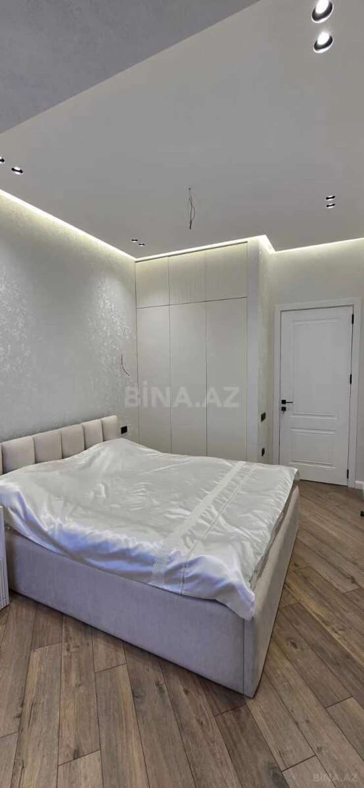Satılır 1 otaqlı mənzil 50 m²