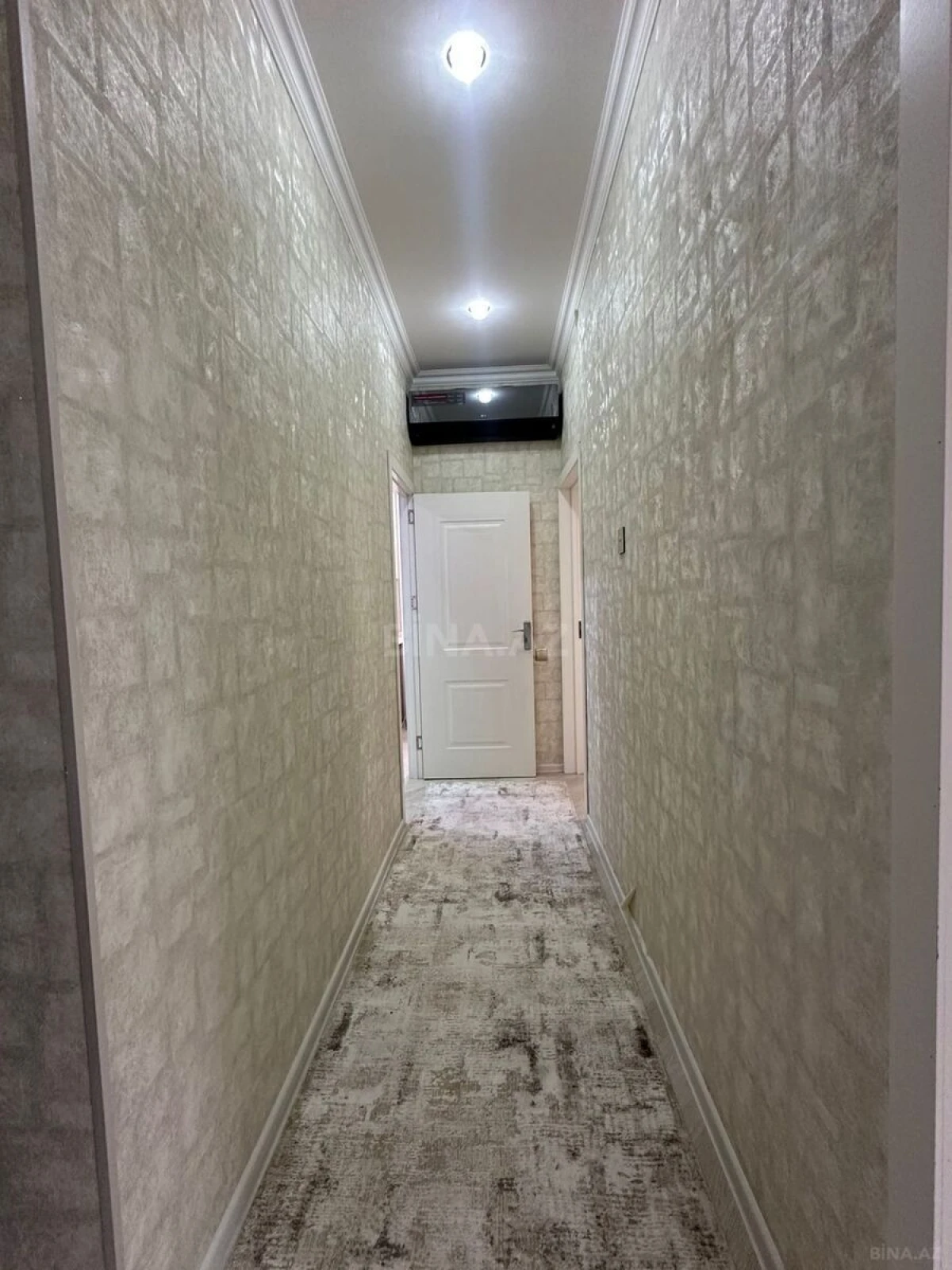 Satılır 2 otaqlı mənzil 60 m²