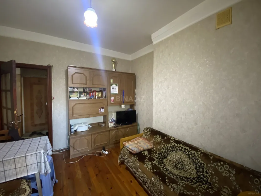 Satılır 2 otaqlı mənzil 55 m²