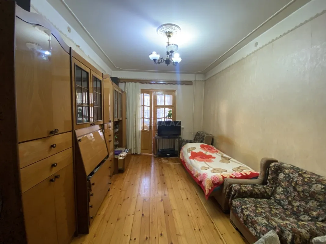 Satılır 2 otaqlı mənzil 55 m²