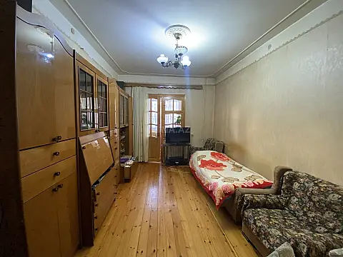Satılır 2 otaqlı mənzil 55 m²
